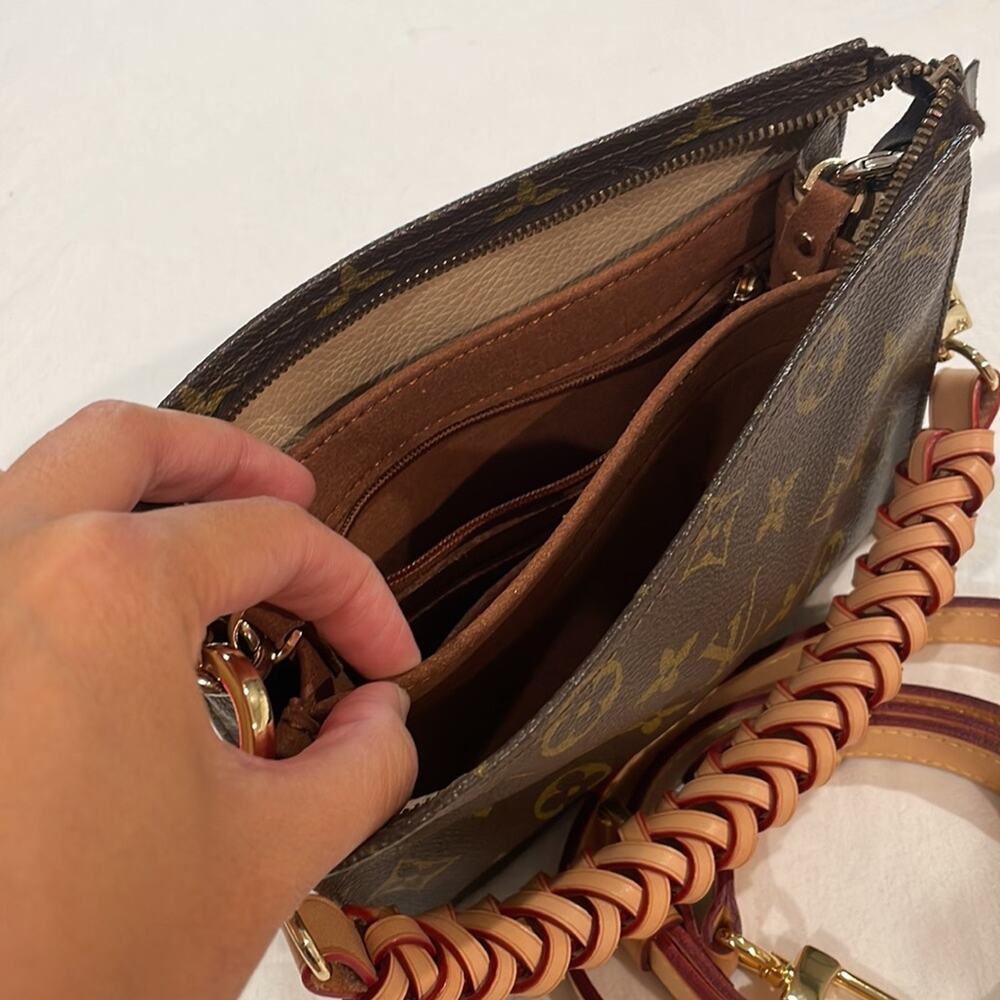 Louis Vuitton Vintage Toiletry Pouch 19 Monogram Very good Condition - Picture 2 of 7